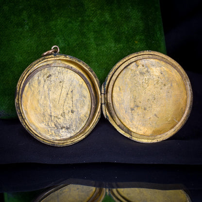 Antique Aesthetic Swallow Bird Floral 9ct Gold Round Locket Pendant | Edwardian