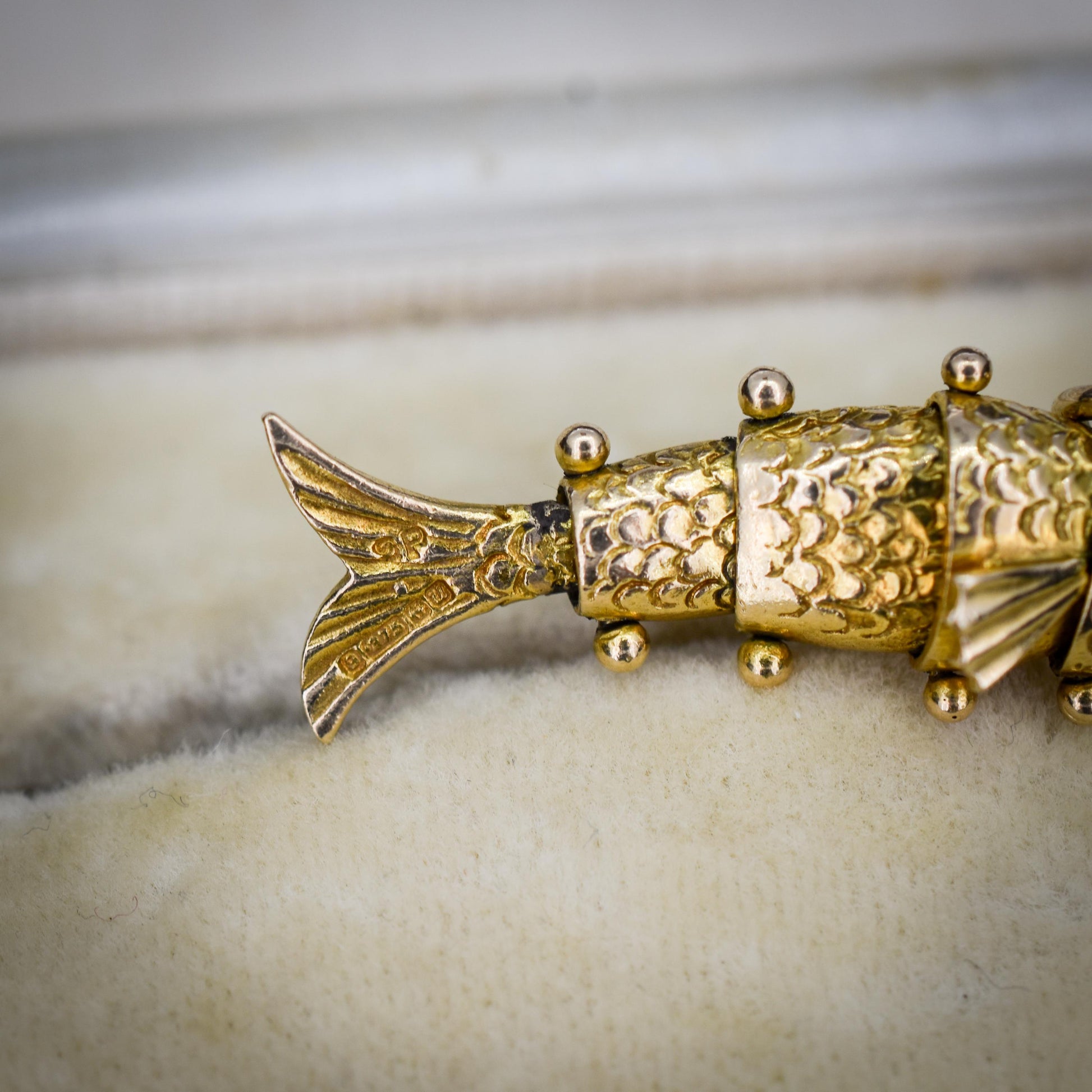 Vintage 9ct Gold Articulated Fish Charm | Birmingham 1969