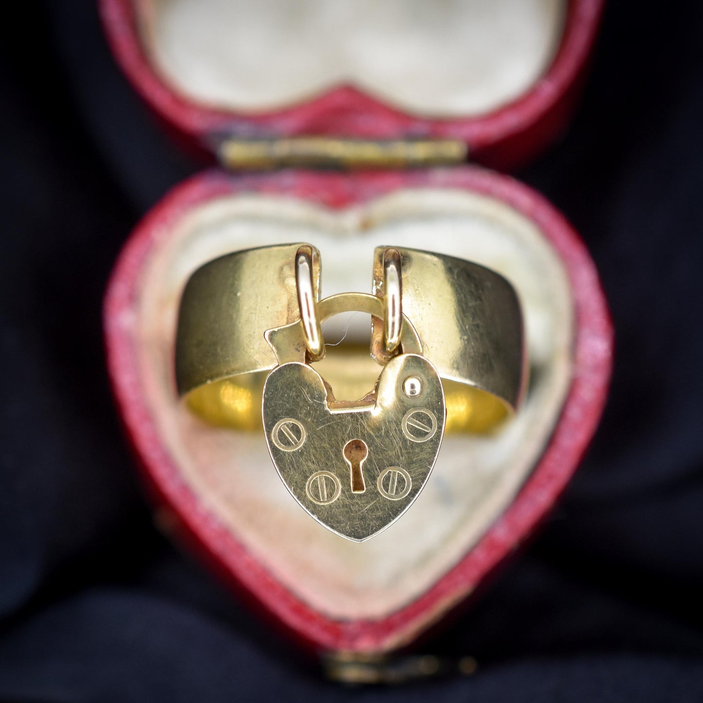 Antique Edwardian Heart Padlock Drop 9ct Yellow Gold Band Ring | B'ham 1915