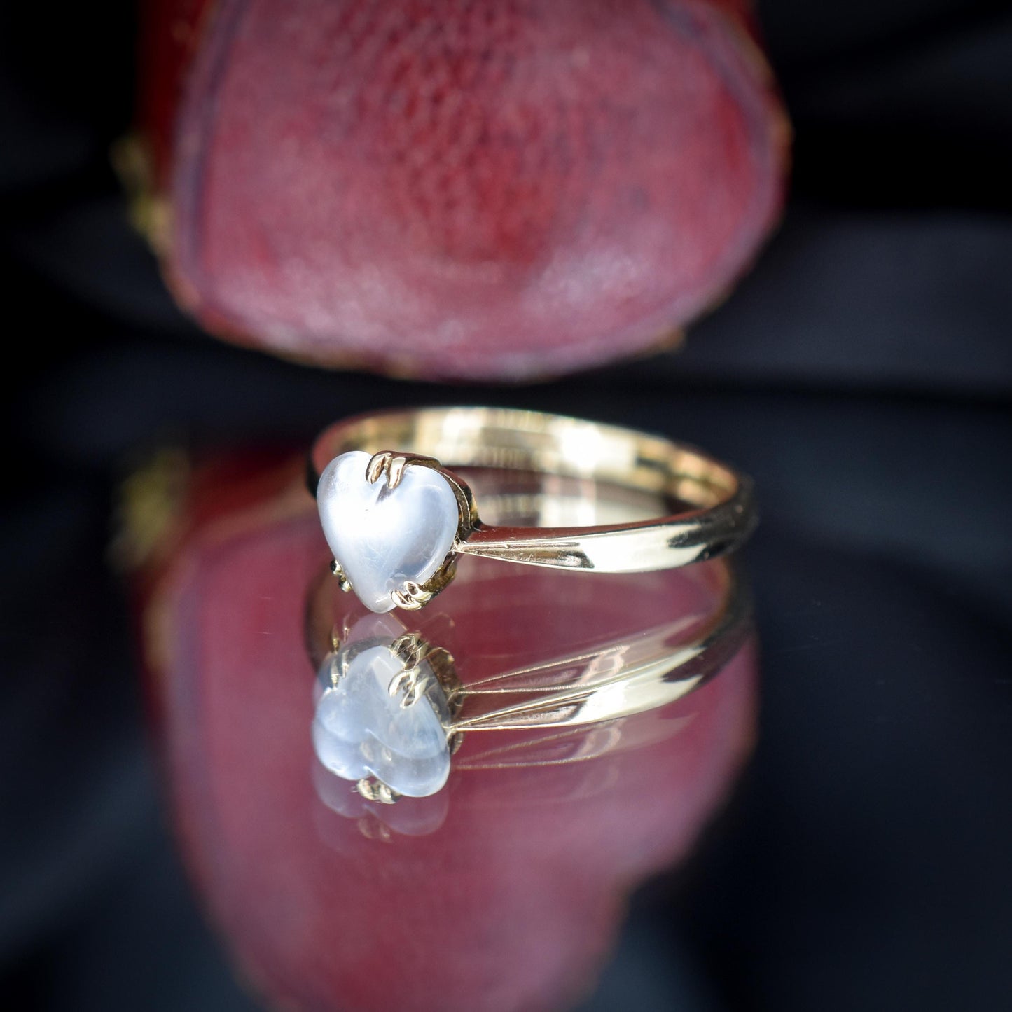 Antique Blue Moonstone Heart Solitaire 9ct Gold Ring