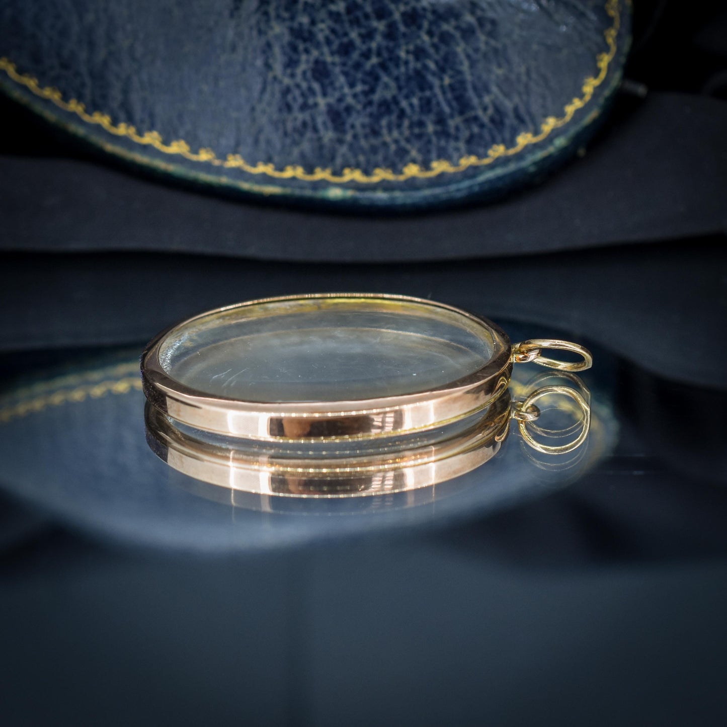 Antique Oval Glass 9ct Gold Photo Locket Pendant