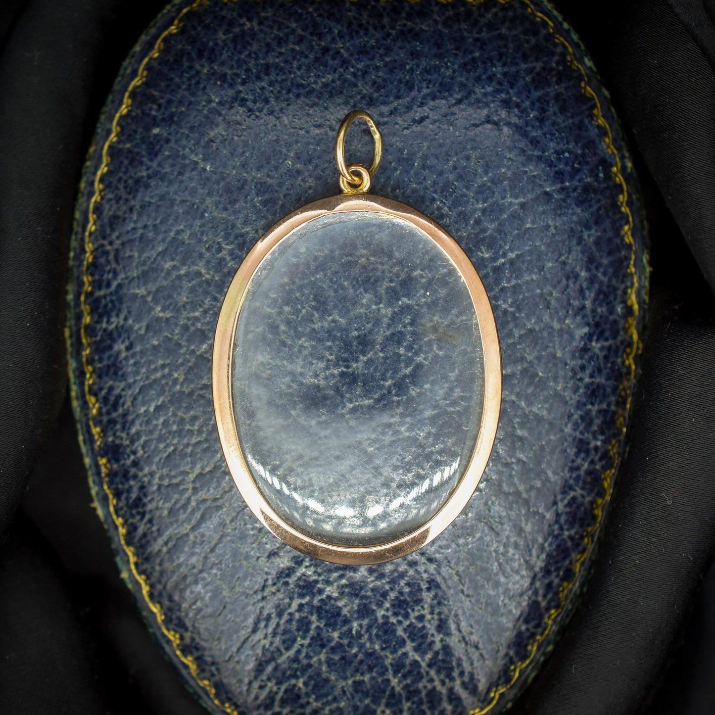 Antique Oval Glass 9ct Gold Photo Locket Pendant
