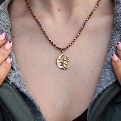 Vintage 9ct Gold Man in the Moon Cherub Charm Pendant
