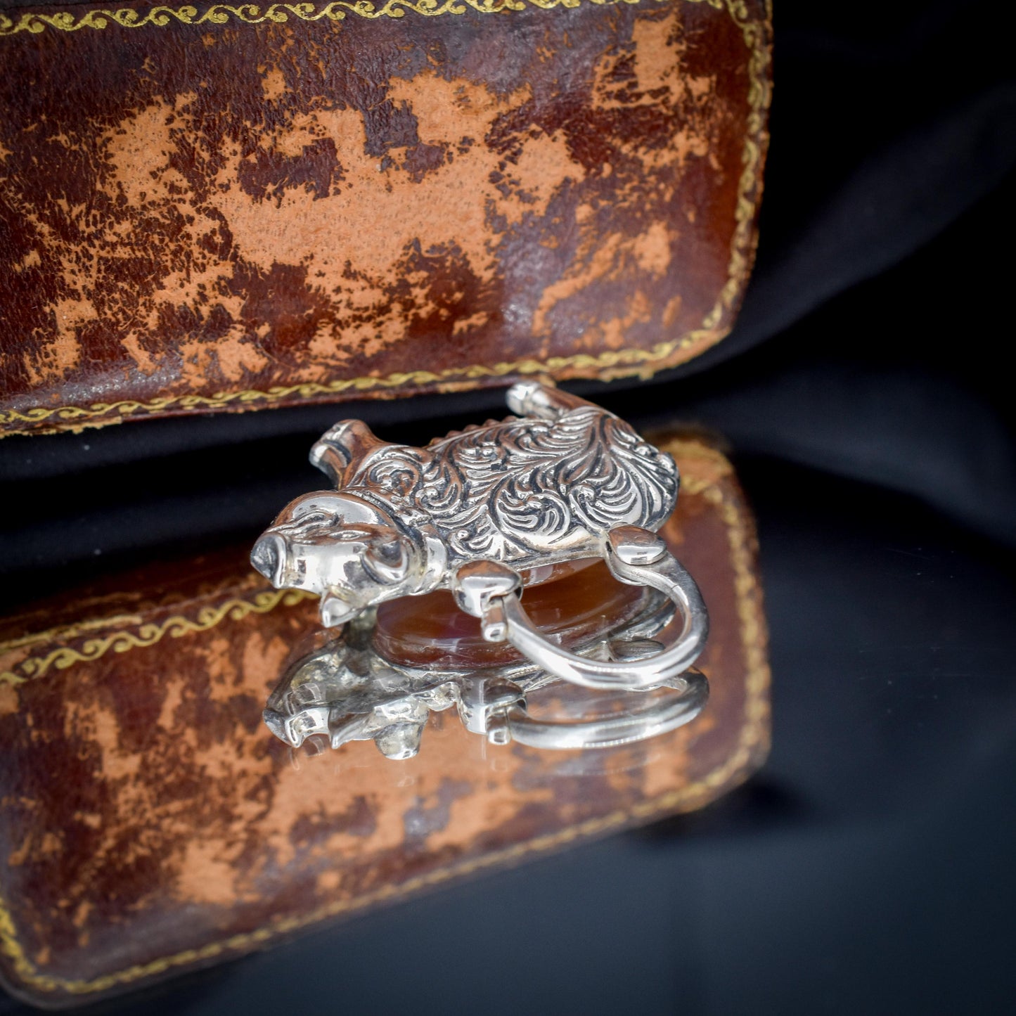 Antique Style Sterling Silver Lucky Pig Agate Padlock Charm