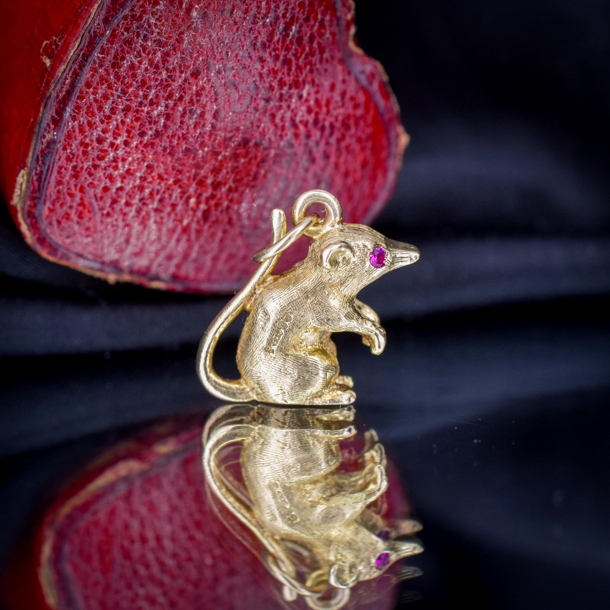 Vintage Ruby 9ct Gold Mouse Charm Pendant | London 1963