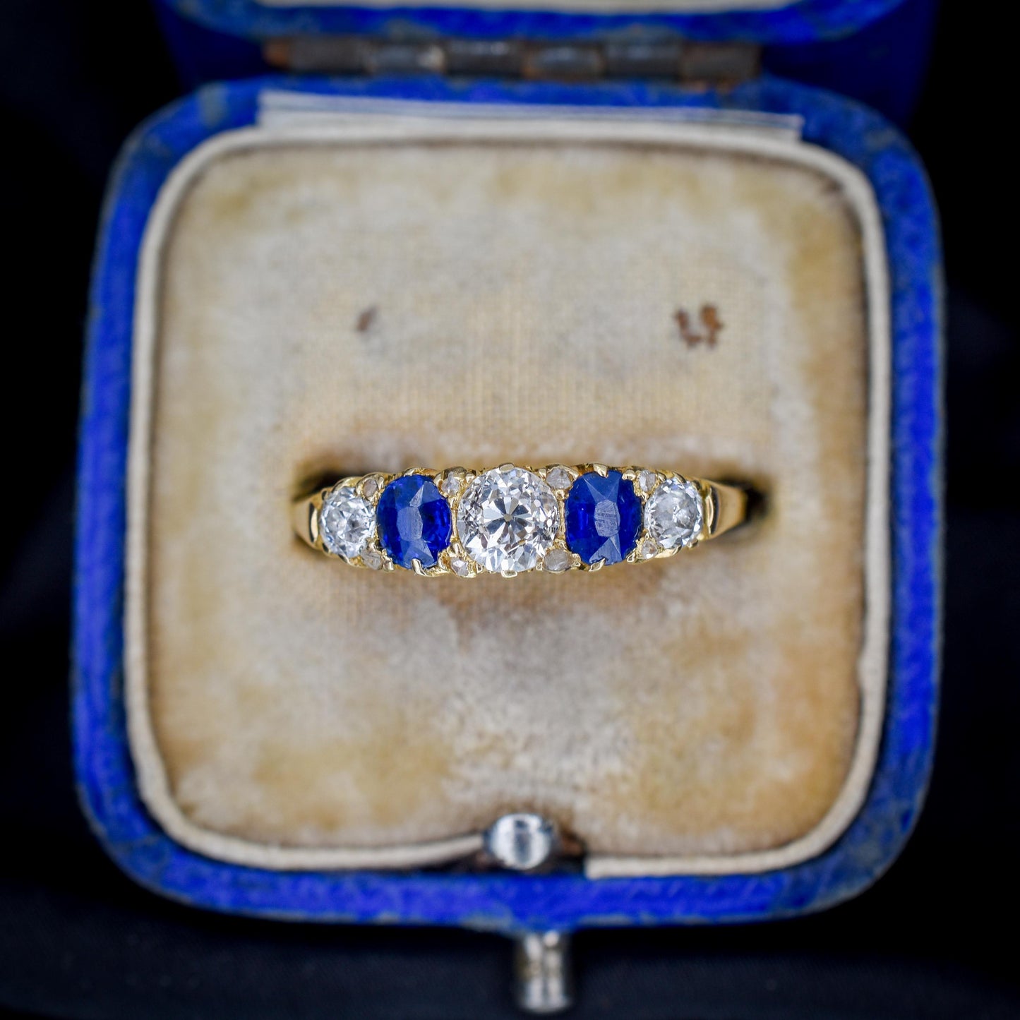 Antique Diamond and Blue Sapphire Five Stone 18ct Yellow Gold Scroll Ring