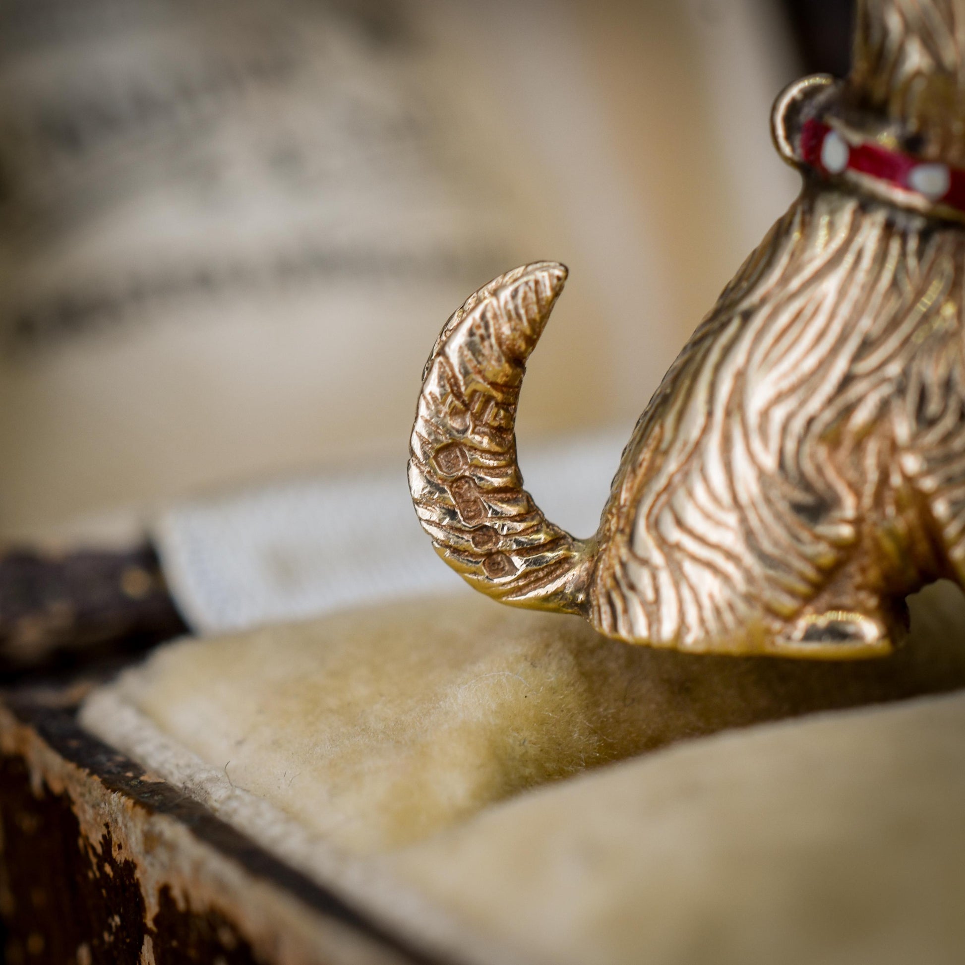 Vintage 9ct Gold Enamelled Scottie Terrier Dog Charm | London 1976