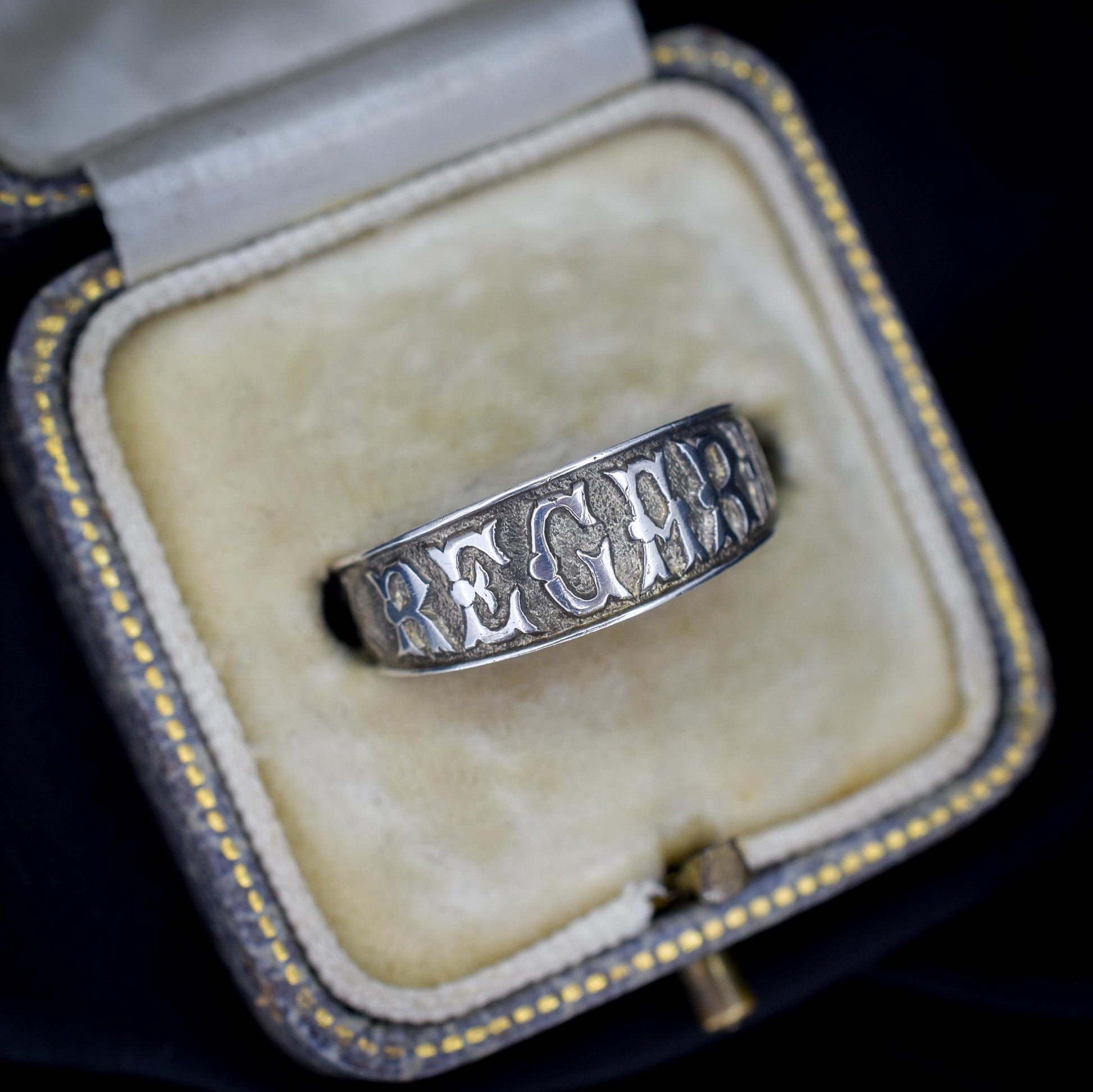 Antique REGARD Sterling Silver Chunky Band Ring