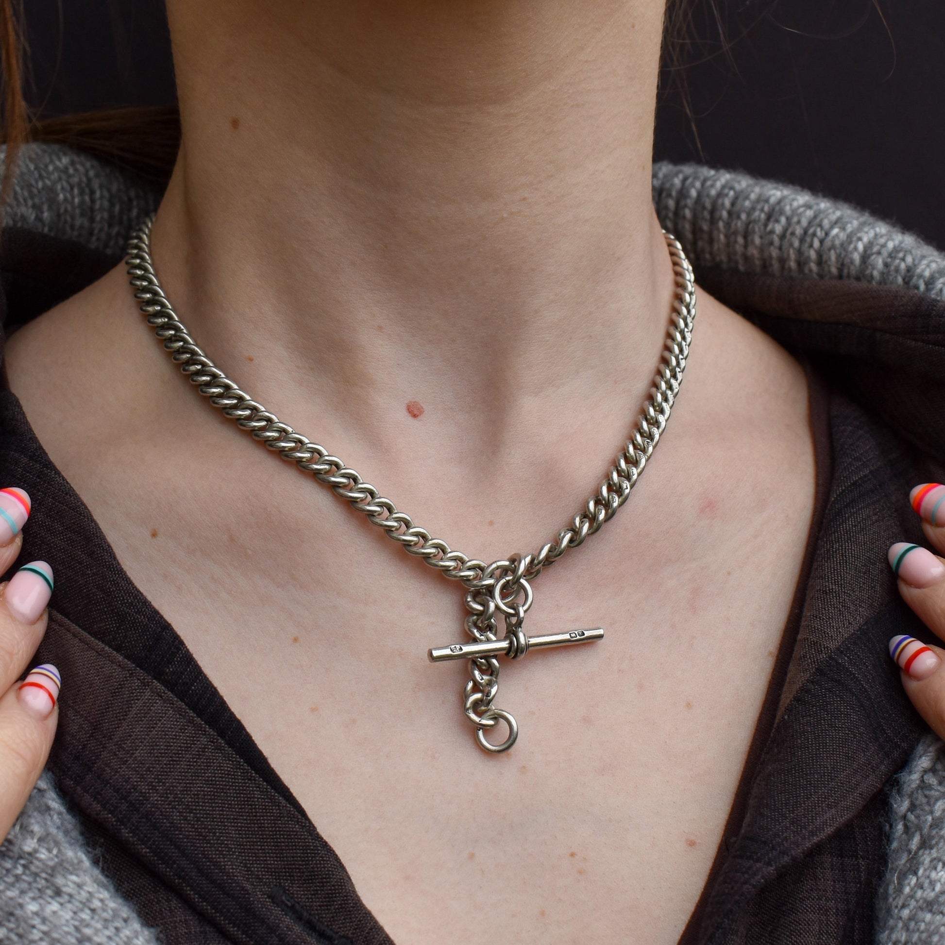 Antique Chester '1910' Sterling Silver Albert Chain Necklace with T-Bar and Dog Clips – 16.25"