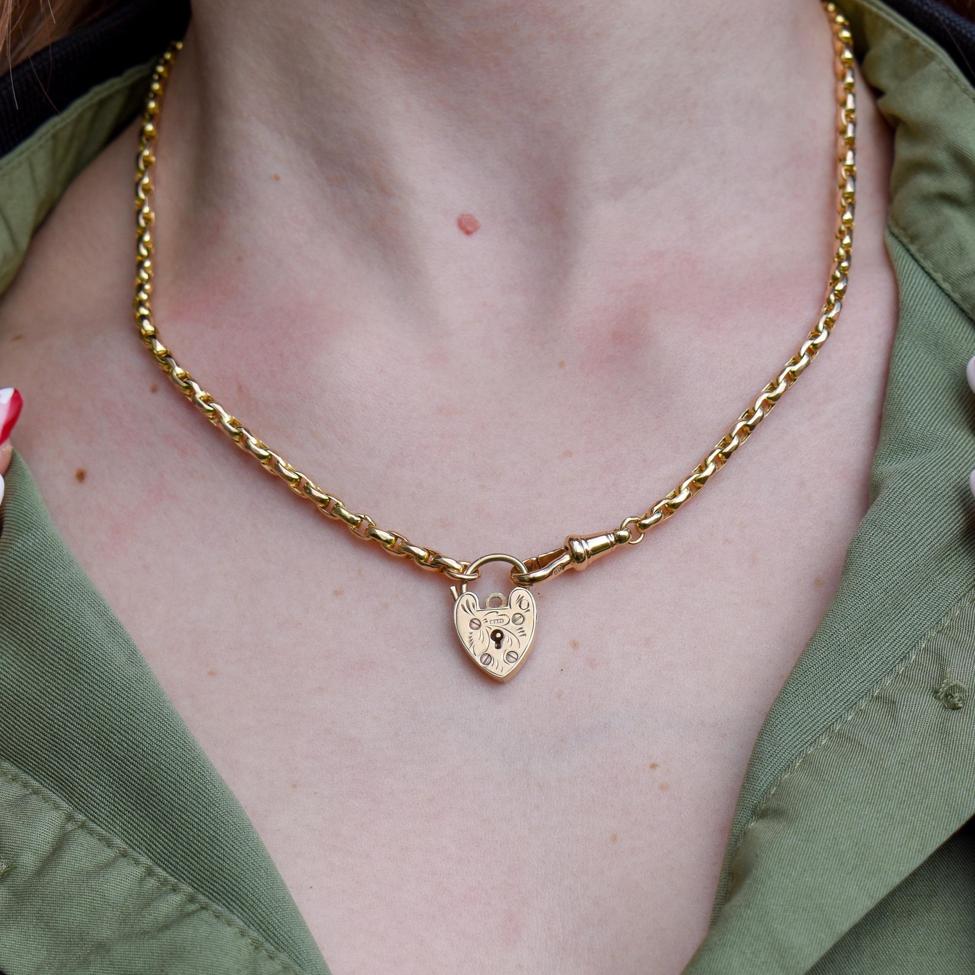 Vintage 9ct Yellow Gold Engraved Heart Padlock Charm Pendant