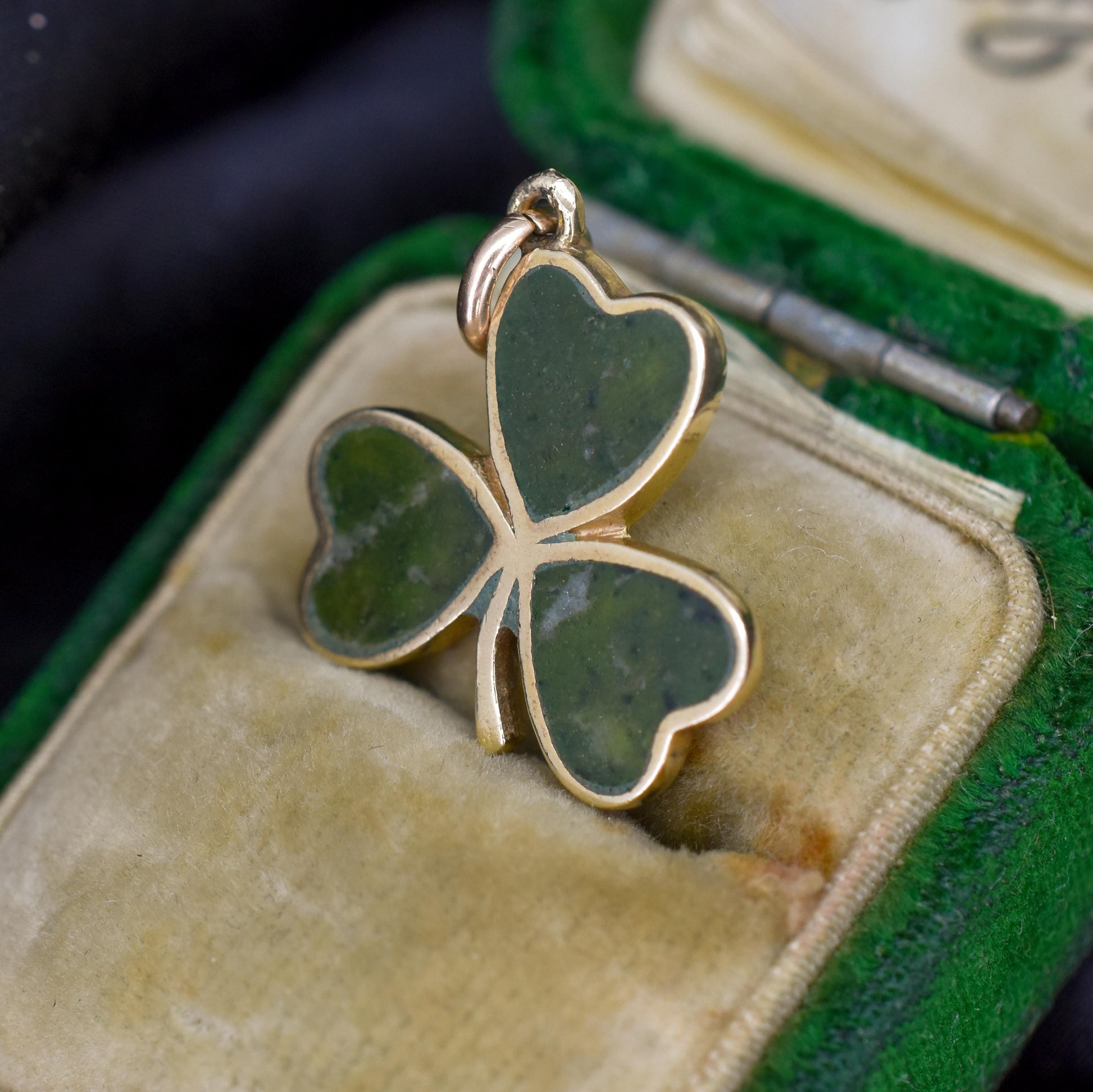 Vintage 9ct Gold Connemara Shamrock Clover Pendant | Dublin 1966