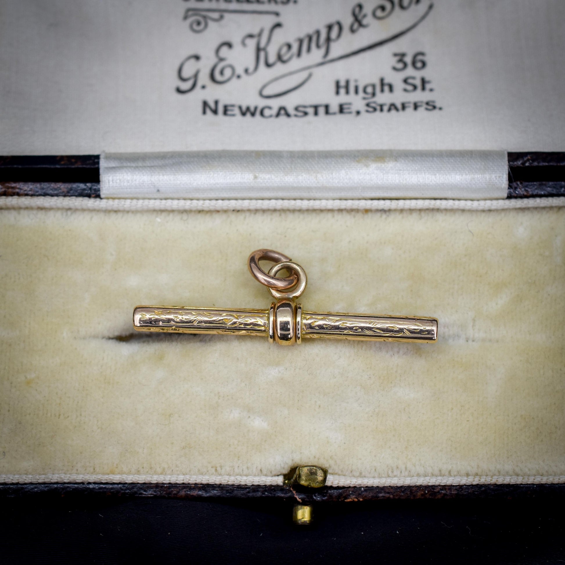 Antique 9ct Gold Engraved Fancy T-Bar Pendant Charm