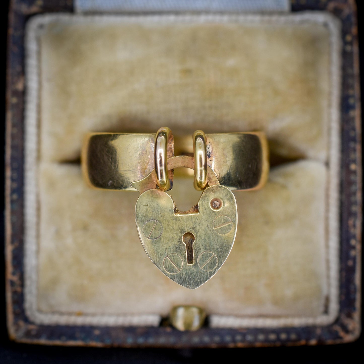 Antique Heart Padlock Drop 9ct Yellow Gold Band Ring | Birmingham 1921