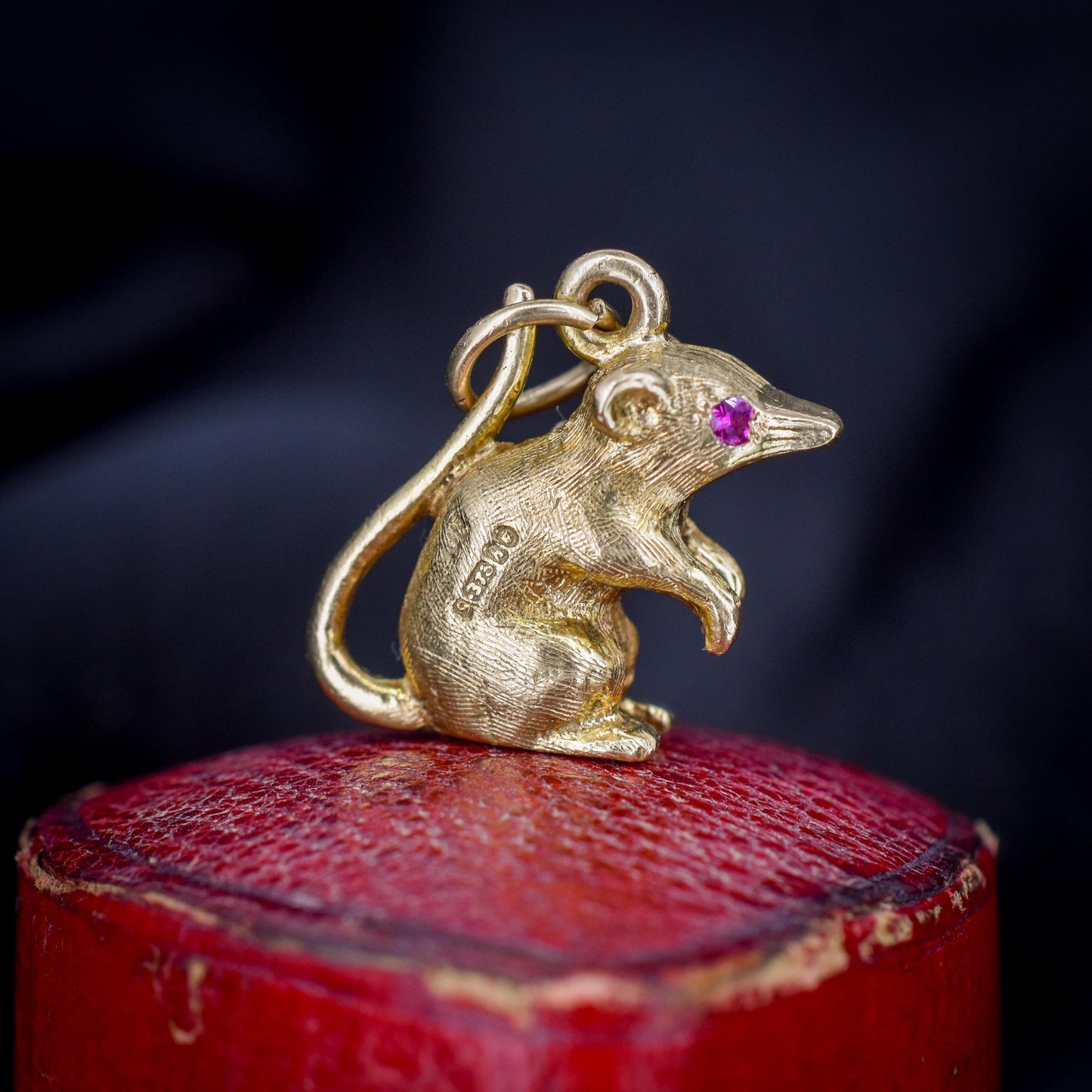 Vintage Ruby 9ct Gold Mouse Charm Pendant | London 1963