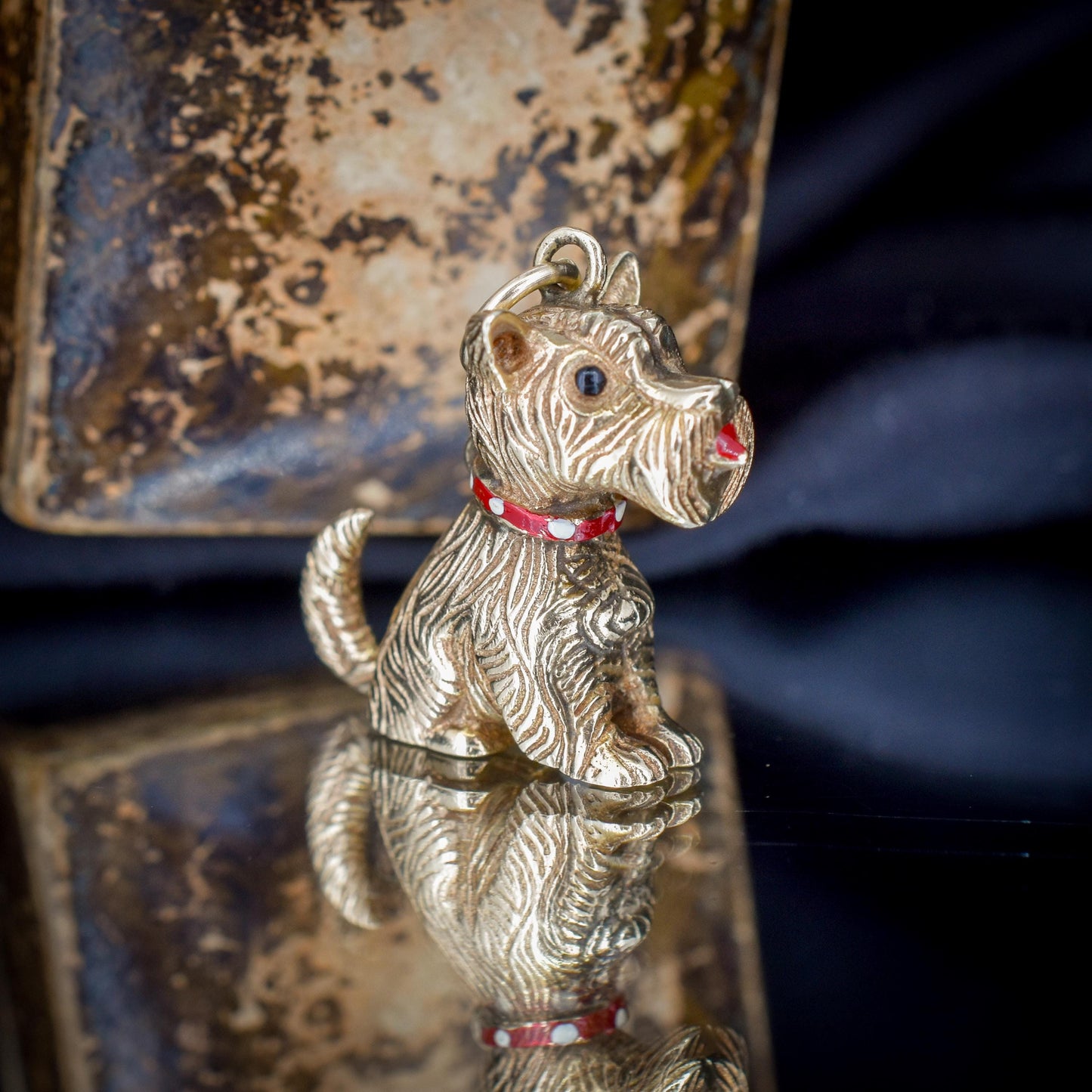 Vintage 9ct Gold Enamelled Scottie Terrier Dog Charm | London 1976