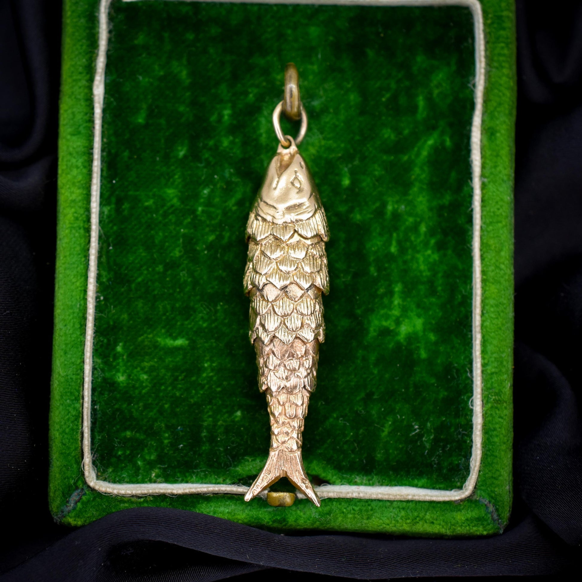 Vintage 9ct Gold Large Articulated Fish Charm