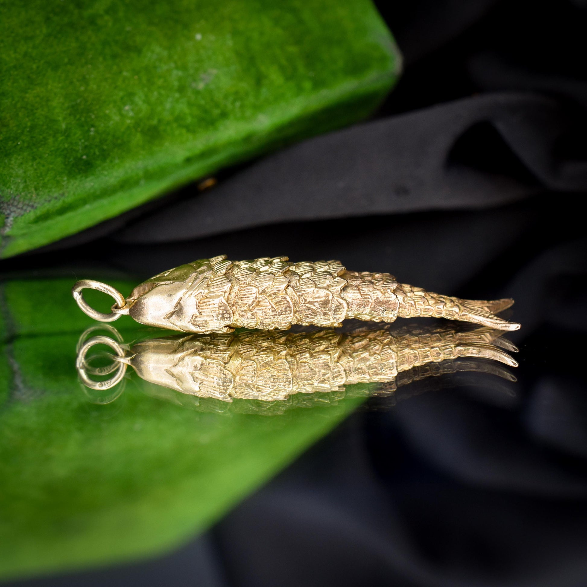 Vintage 9ct Gold Large Articulated Fish Charm