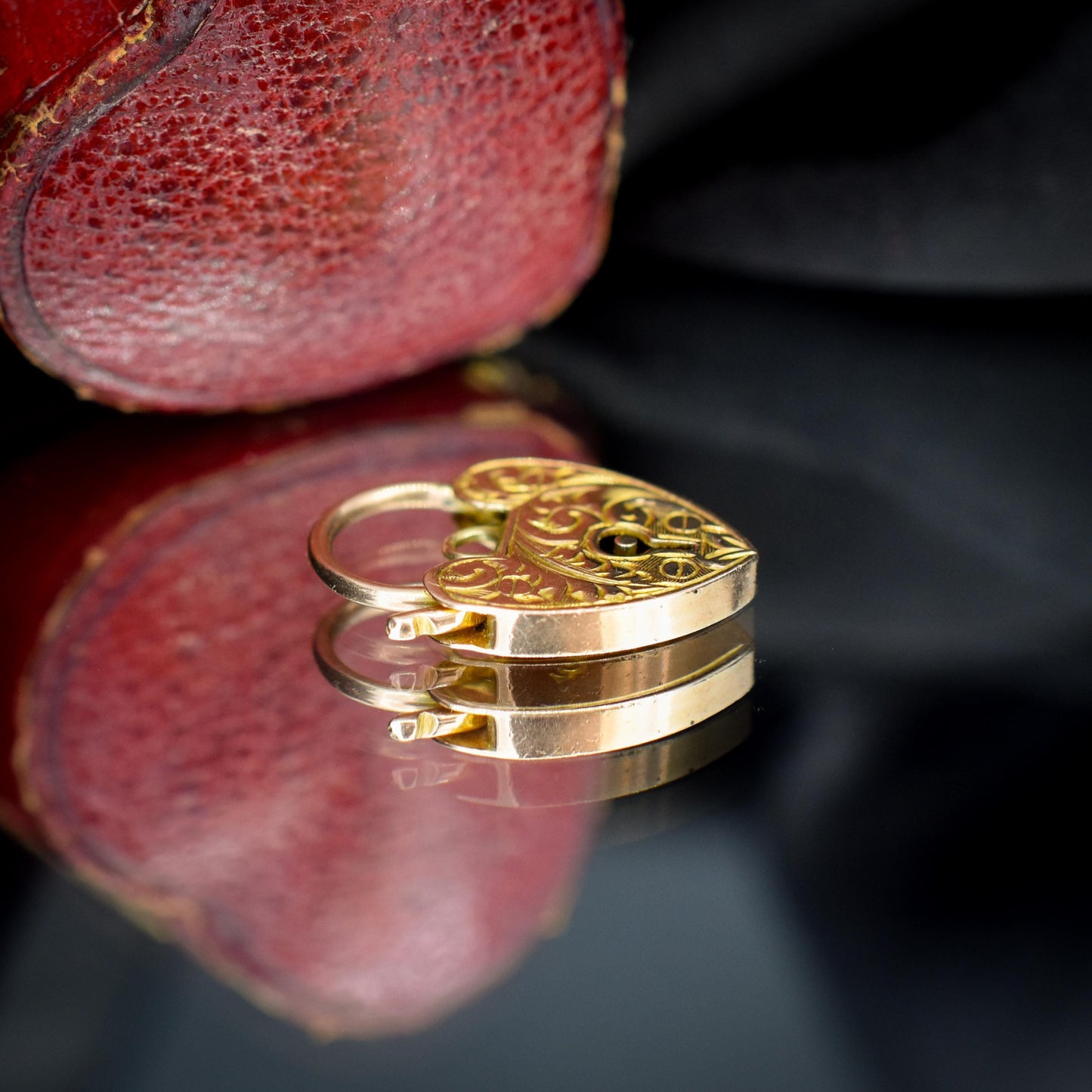 Antique 9ct Gold Engraved Opening Heart Padlock Charm Pendant