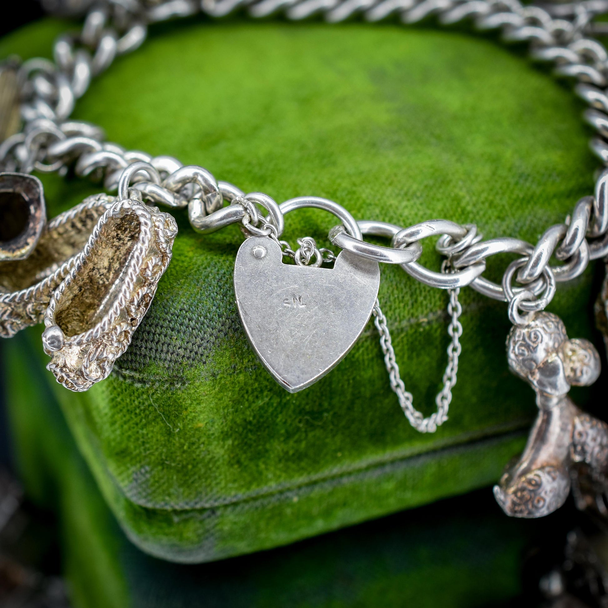 Vintage 82g Sterling Silver Multi Charm Bracelet | 7"