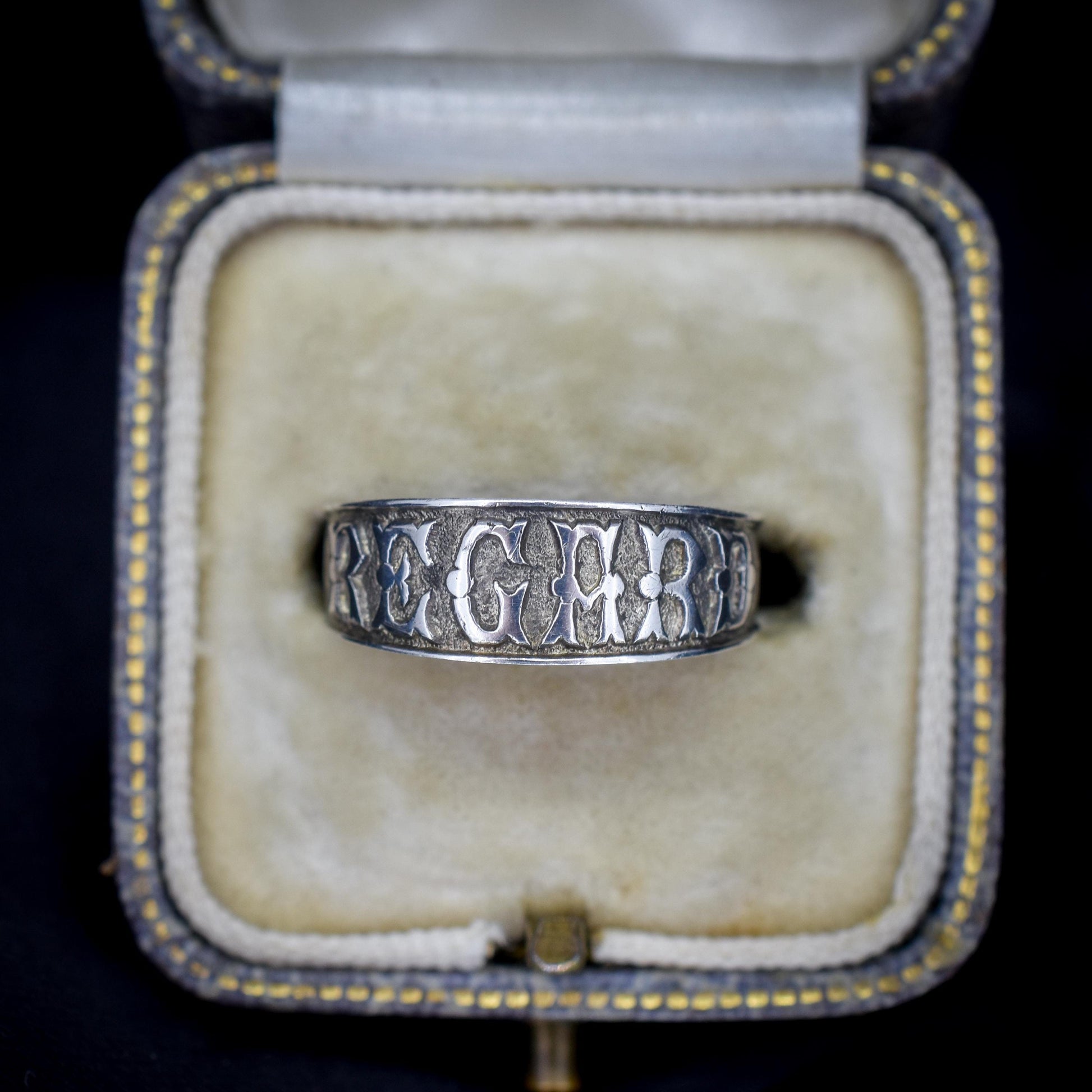 Antique REGARD Sterling Silver Chunky Band Ring