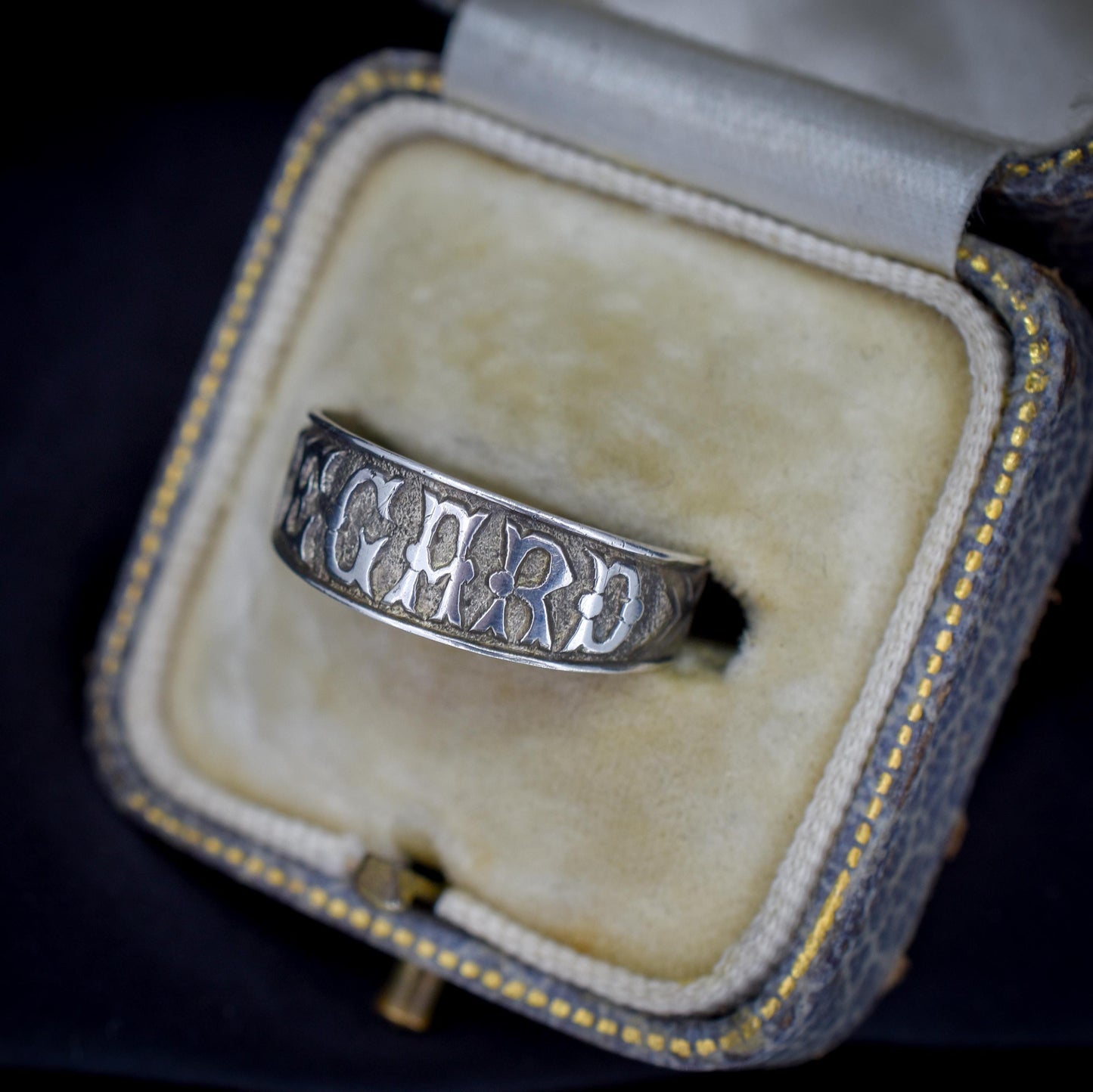 Antique REGARD Sterling Silver Chunky Band Ring