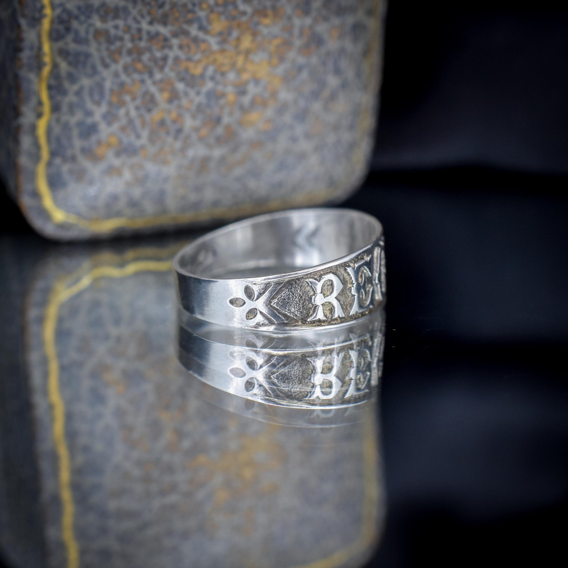 Antique REGARD Sterling Silver Chunky Band Ring