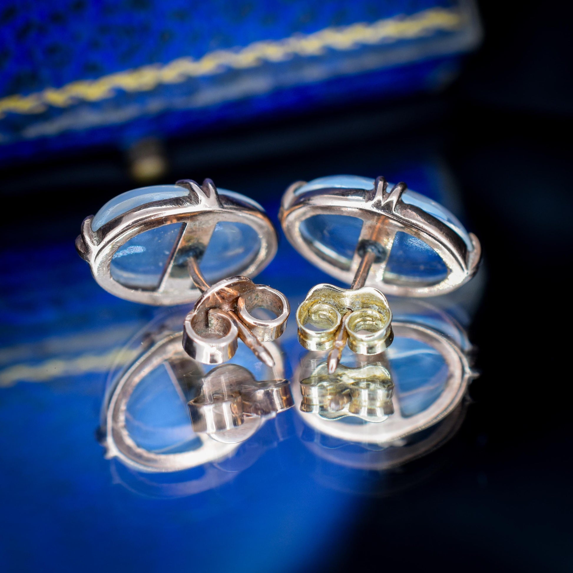 Antique 4.38ct Moonstone Oval 9ct Gold Stud Earrings (Studs)