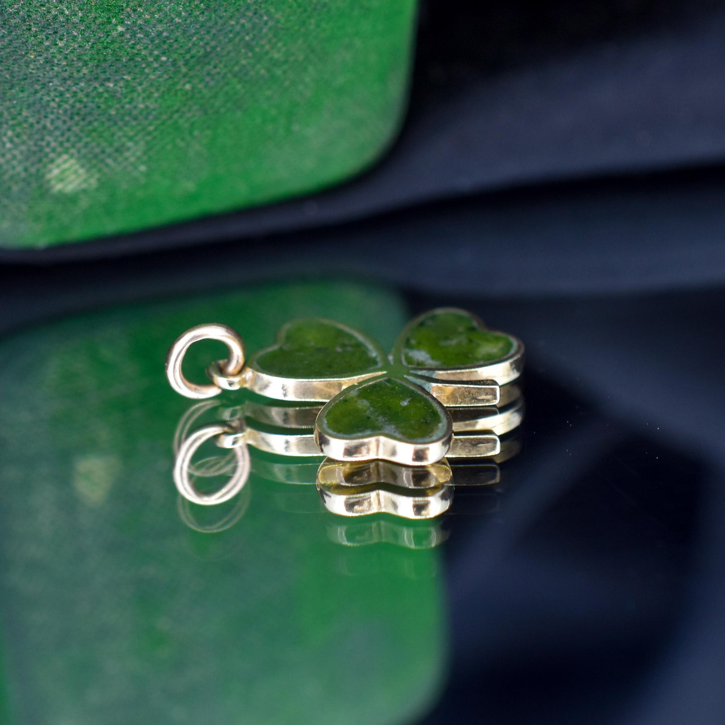 Vintage 9ct Gold Connemara Shamrock Clover Pendant | Dublin 1966