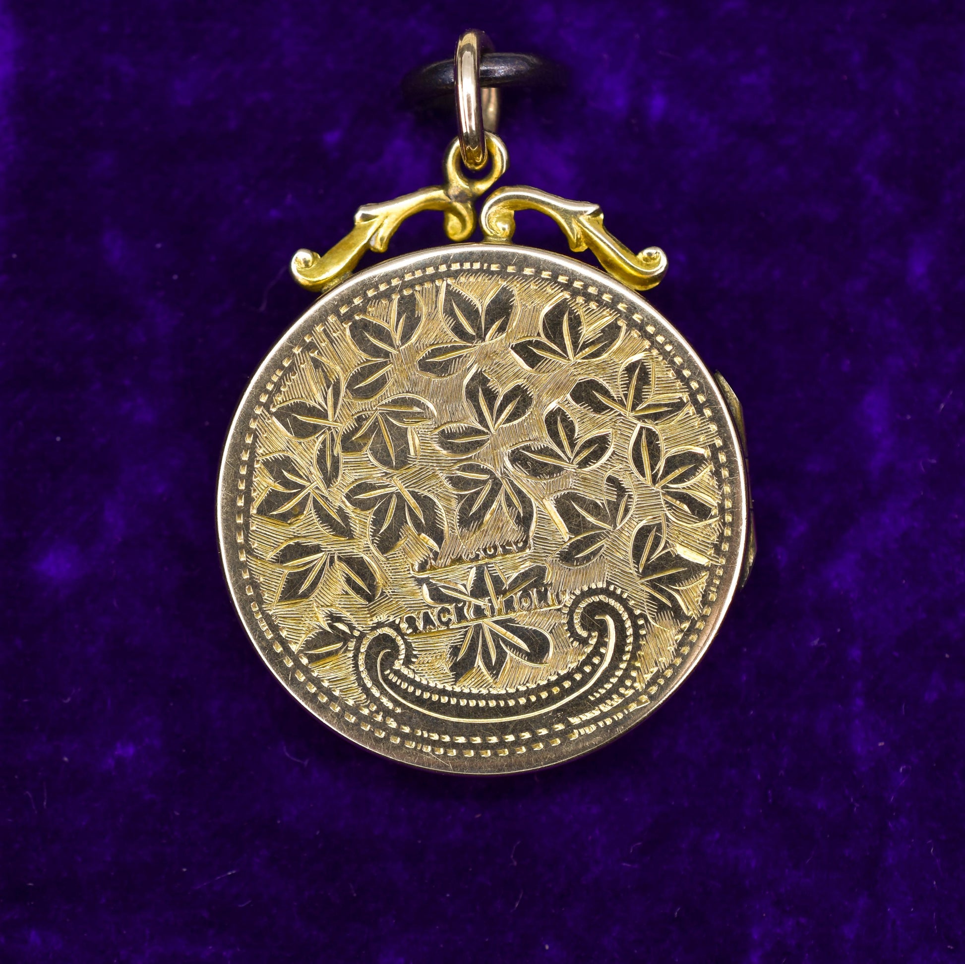 Antique 9ct Gold Engraved Round Fancy Locket Pendant