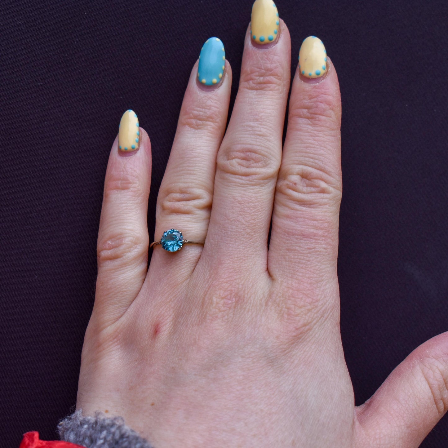 Vintage Blue Zircon Round Solitaire 9ct Gold Ring | Art Deco