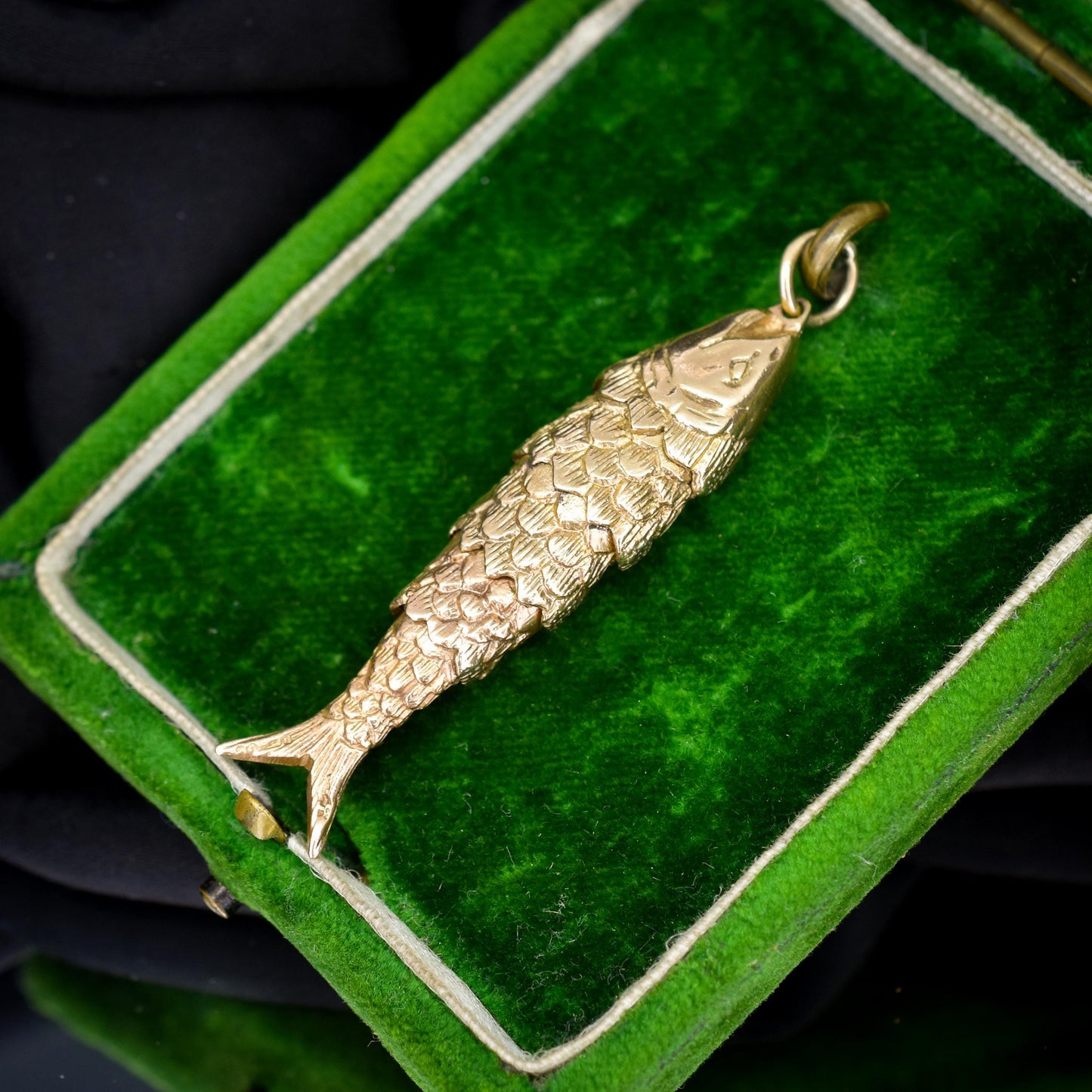 Vintage 9ct Gold Large Articulated Fish Charm