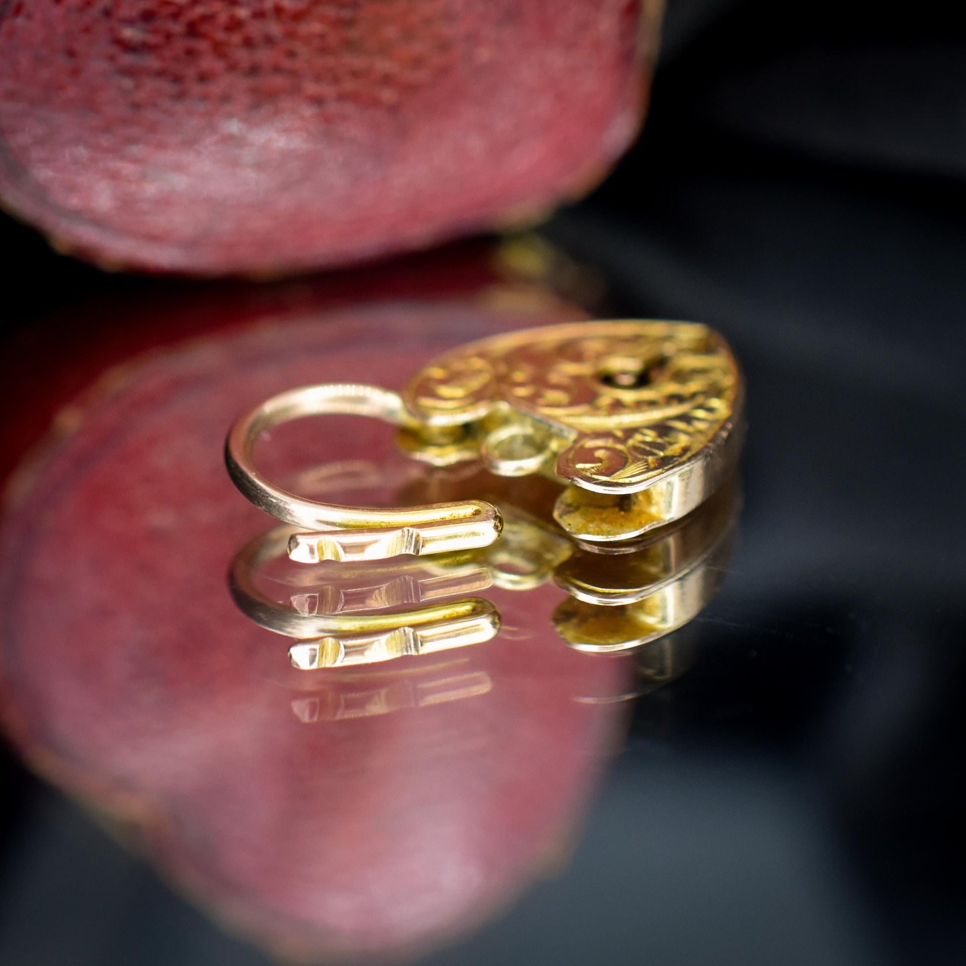 Antique 9ct Gold Engraved Opening Heart Padlock Charm Pendant