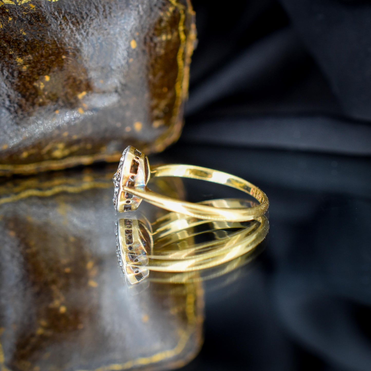 Antique Diamond Cluster Daisy 18ct Gold and Platinum Target Ring