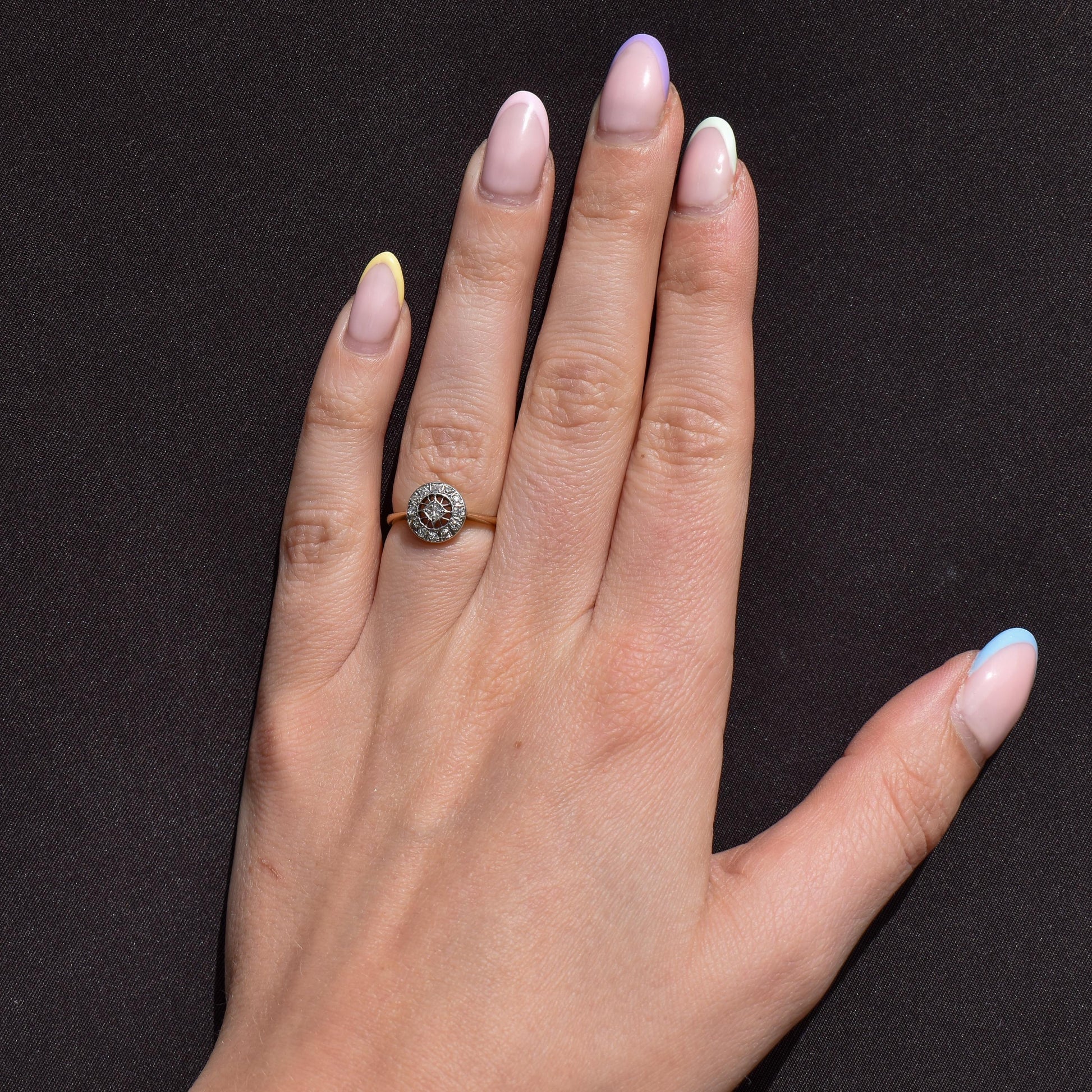 Antique Diamond Cluster Daisy 18ct Gold and Platinum Target Ring