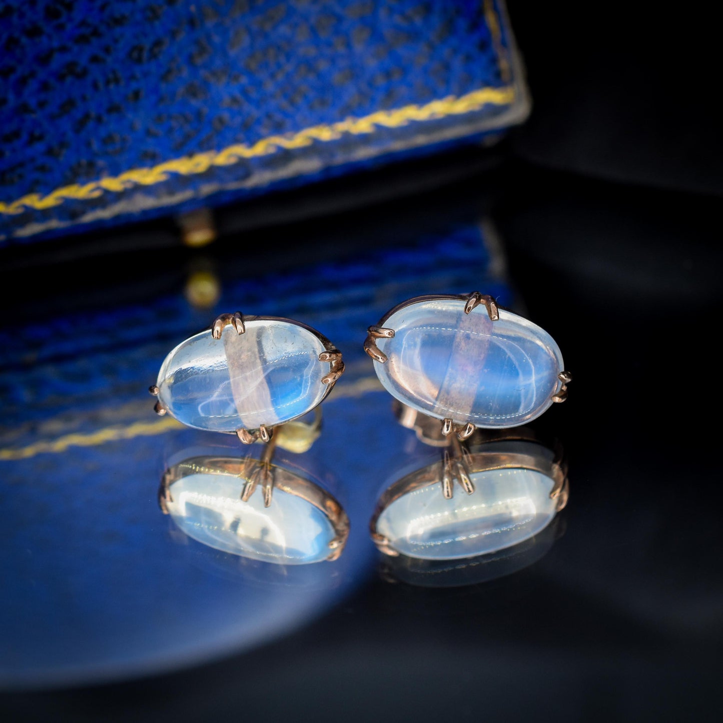 Antique 4.38ct Moonstone Oval 9ct Gold Stud Earrings (Studs)