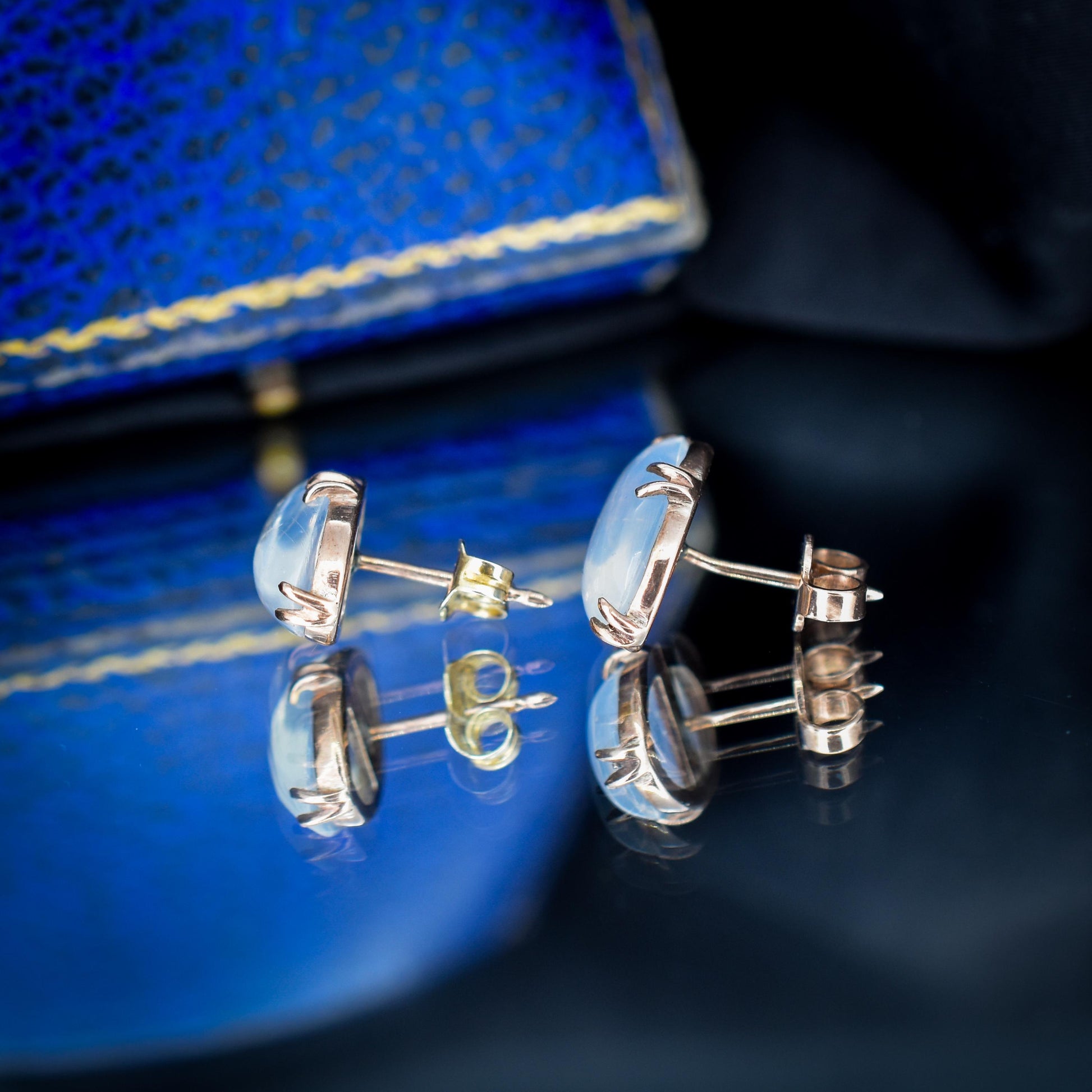 Antique 4.38ct Moonstone Oval 9ct Gold Stud Earrings (Studs)