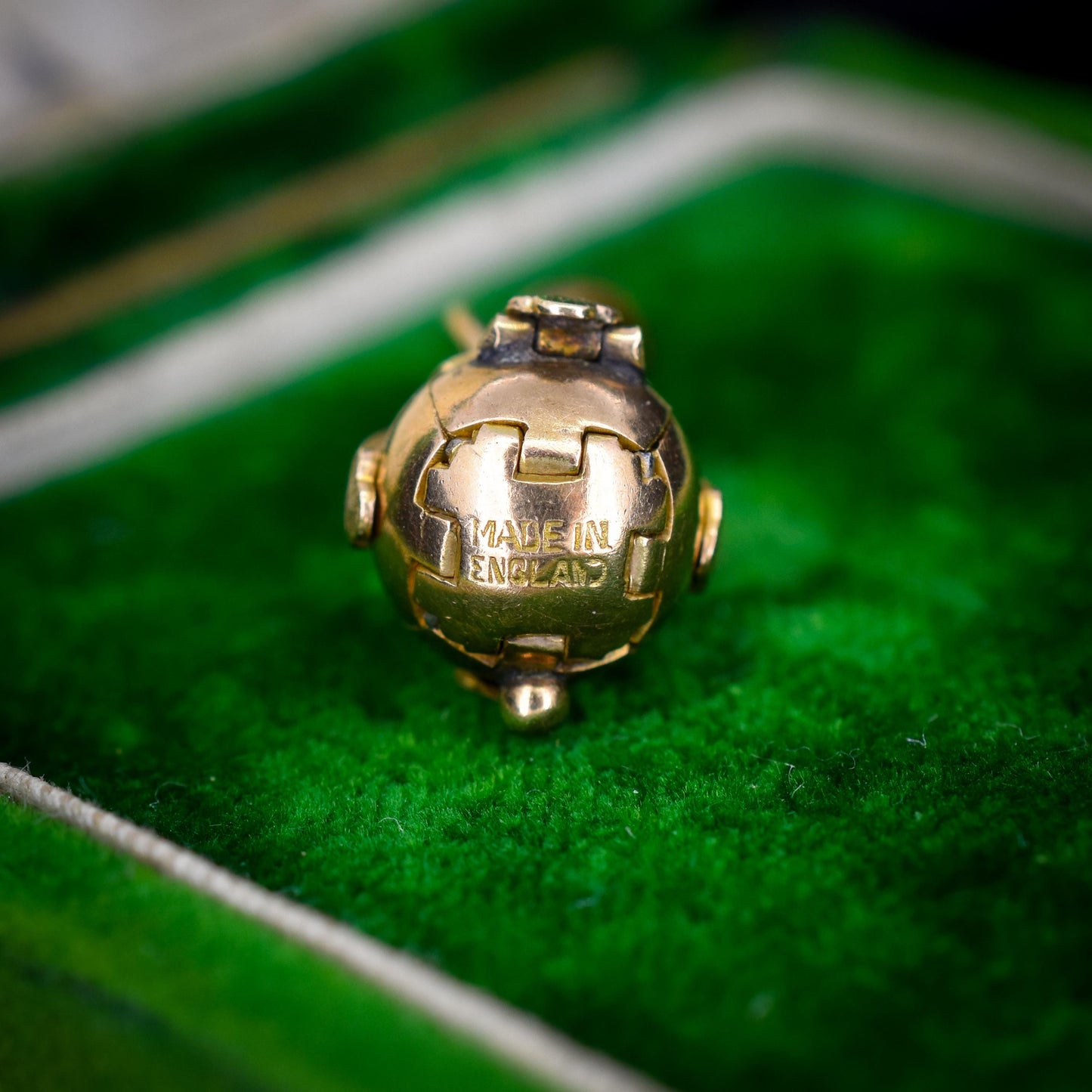 Vintage 9ct Gold Small Tiny Masonic Ball Charm Pendant