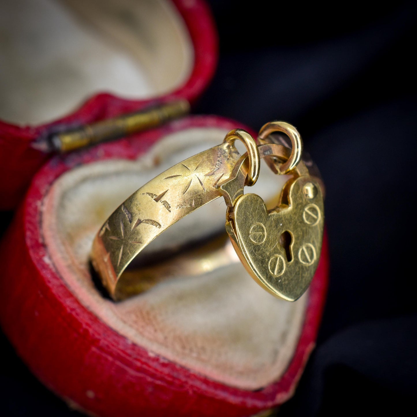 Antique Heart Padlock Drop 9ct Gold Engraved Band Ring | B'Ham 1916