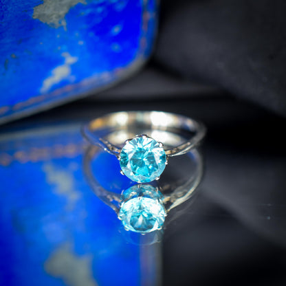Vintage Blue Zircon Round Solitaire 9ct Gold Ring | Art Deco