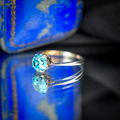 Vintage Blue Zircon Round Solitaire 9ct Gold Ring | Art Deco
