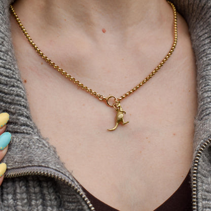 Vintage 9ct Yellow Gold Solid Kangaroo Animal Charm Pendant