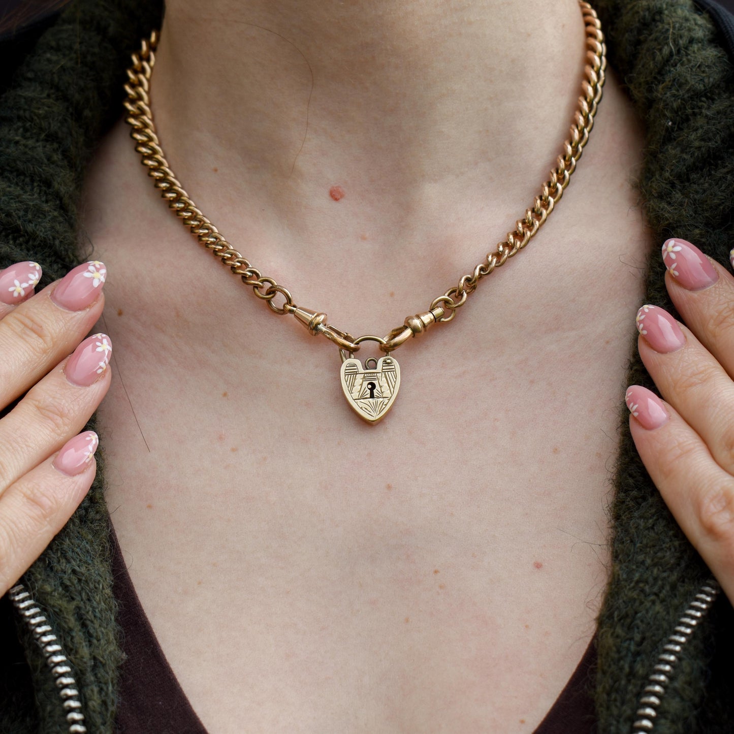 Vintage 9ct Yellow Gold Engraved Heart Padlock Charm Pendant