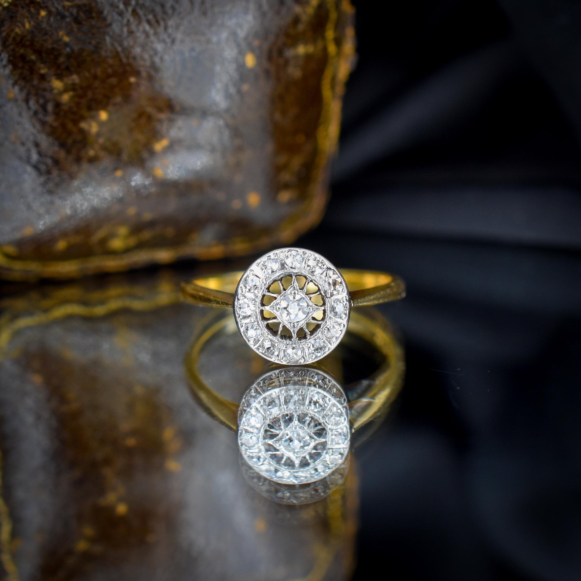 Antique Diamond Cluster Daisy 18ct Gold and Platinum Target Ring