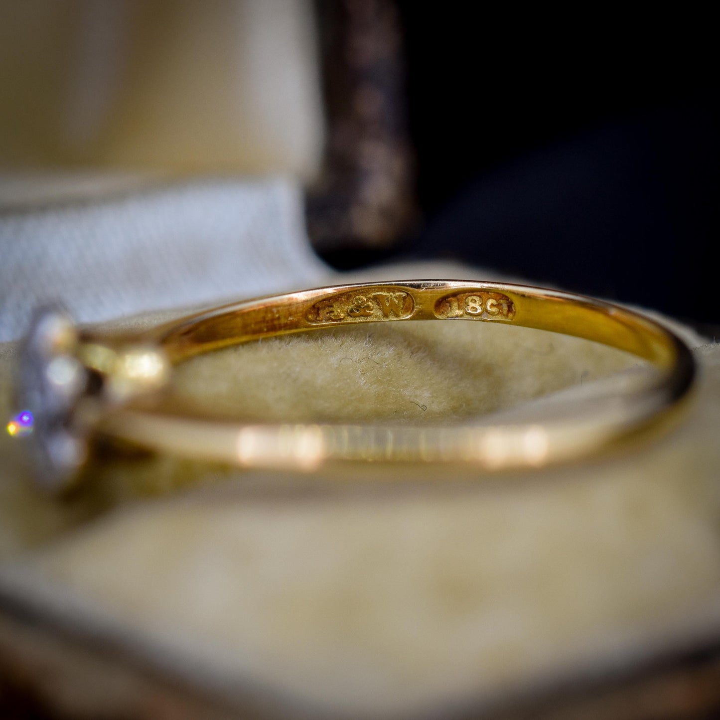 Antique Diamond Cluster Daisy 18ct Gold Ring