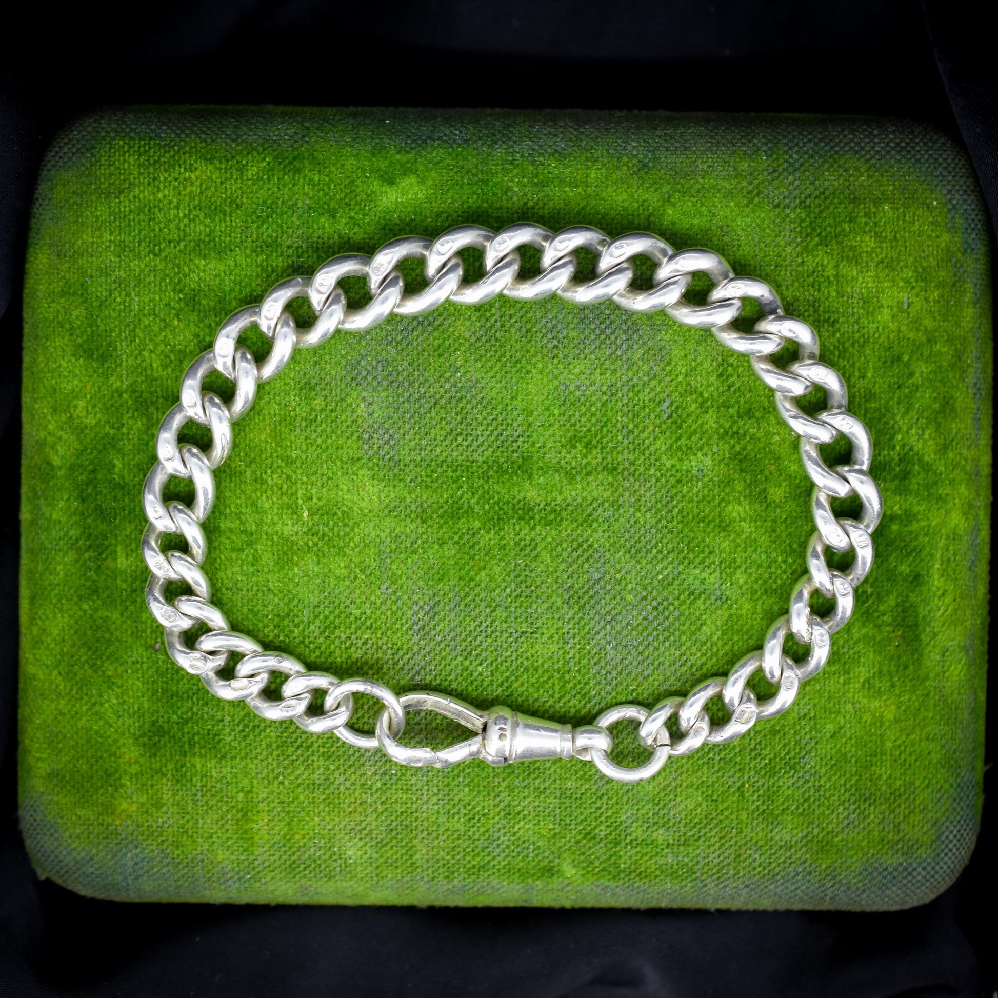 Antique Graduated Curb Sterling Silver Bracelet with Dog Clip | 7.25"