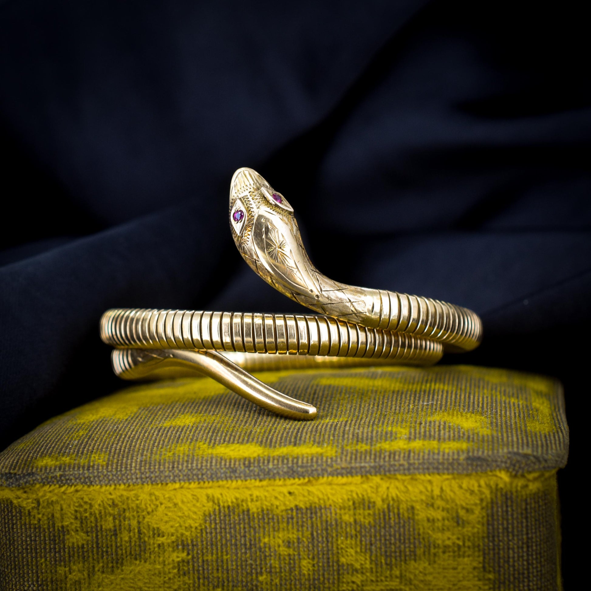 Vintage 9ct Gold Snake Serpent Wrap Around Bangle Bracelet