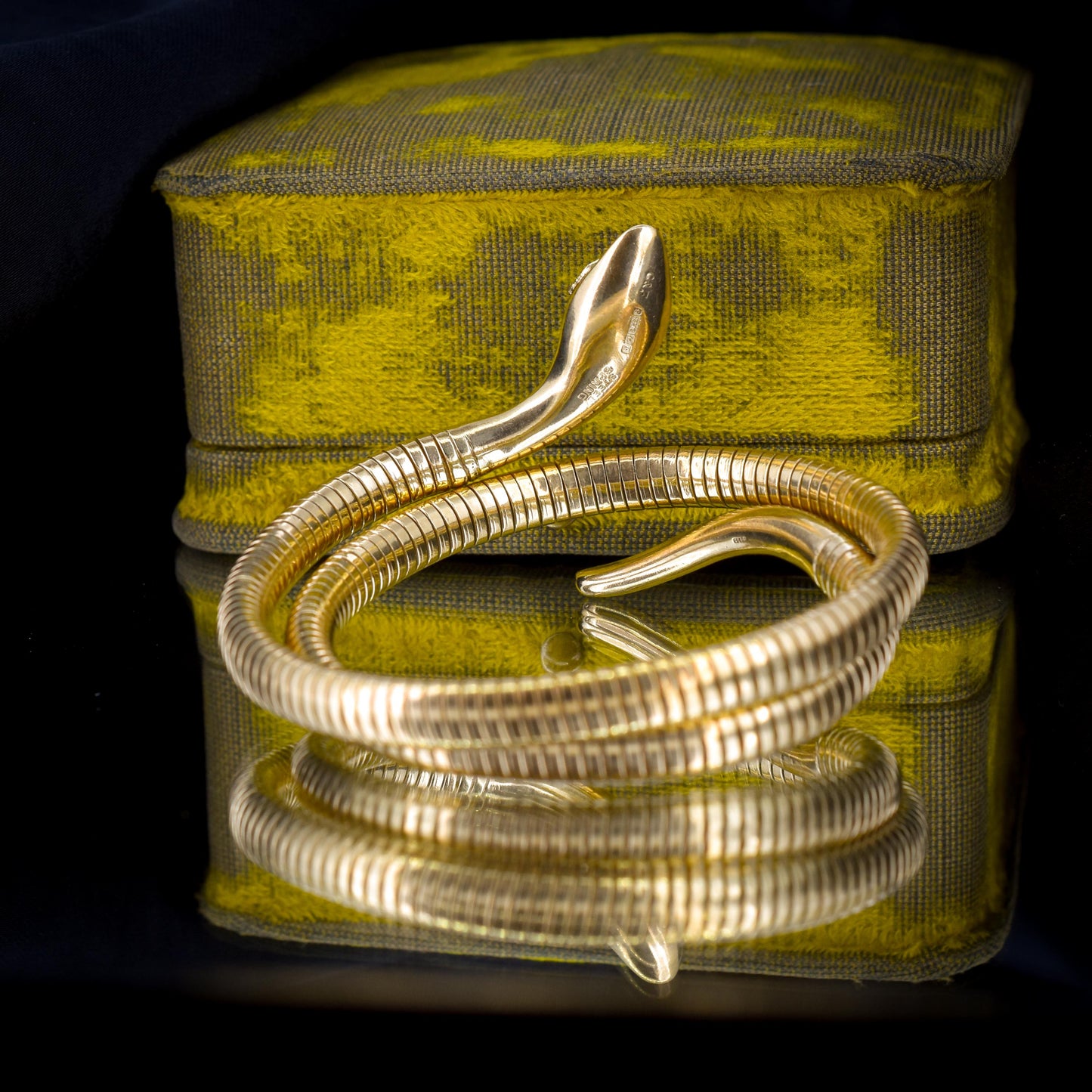 Vintage 9ct Gold Snake Serpent Wrap Around Bangle Bracelet