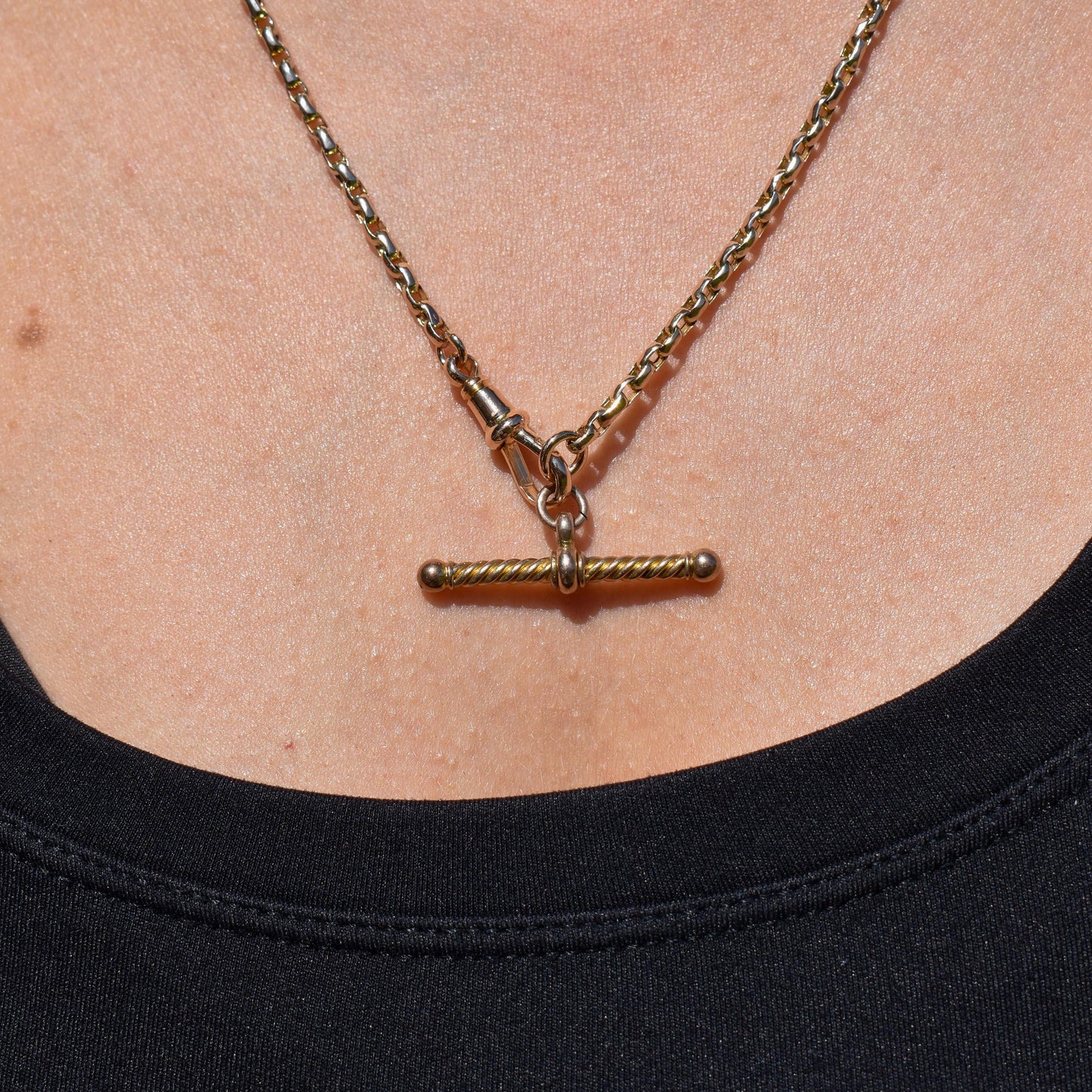 Antique 9ct Gold Fancy Twisted T-Bar Pendant Charm