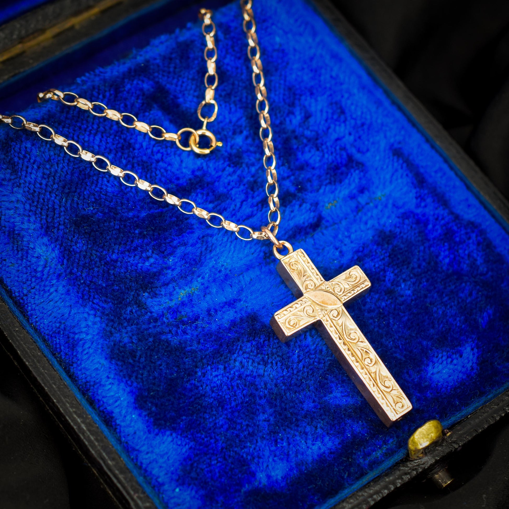 Antique 9ct Gold Engraved Cross Pendant Necklace | 20.5"