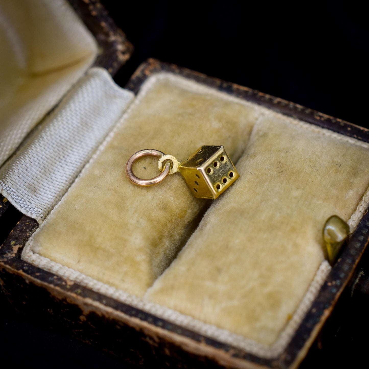 Antique 9ct Yellow Gold Miniature Dice Charm Pendant